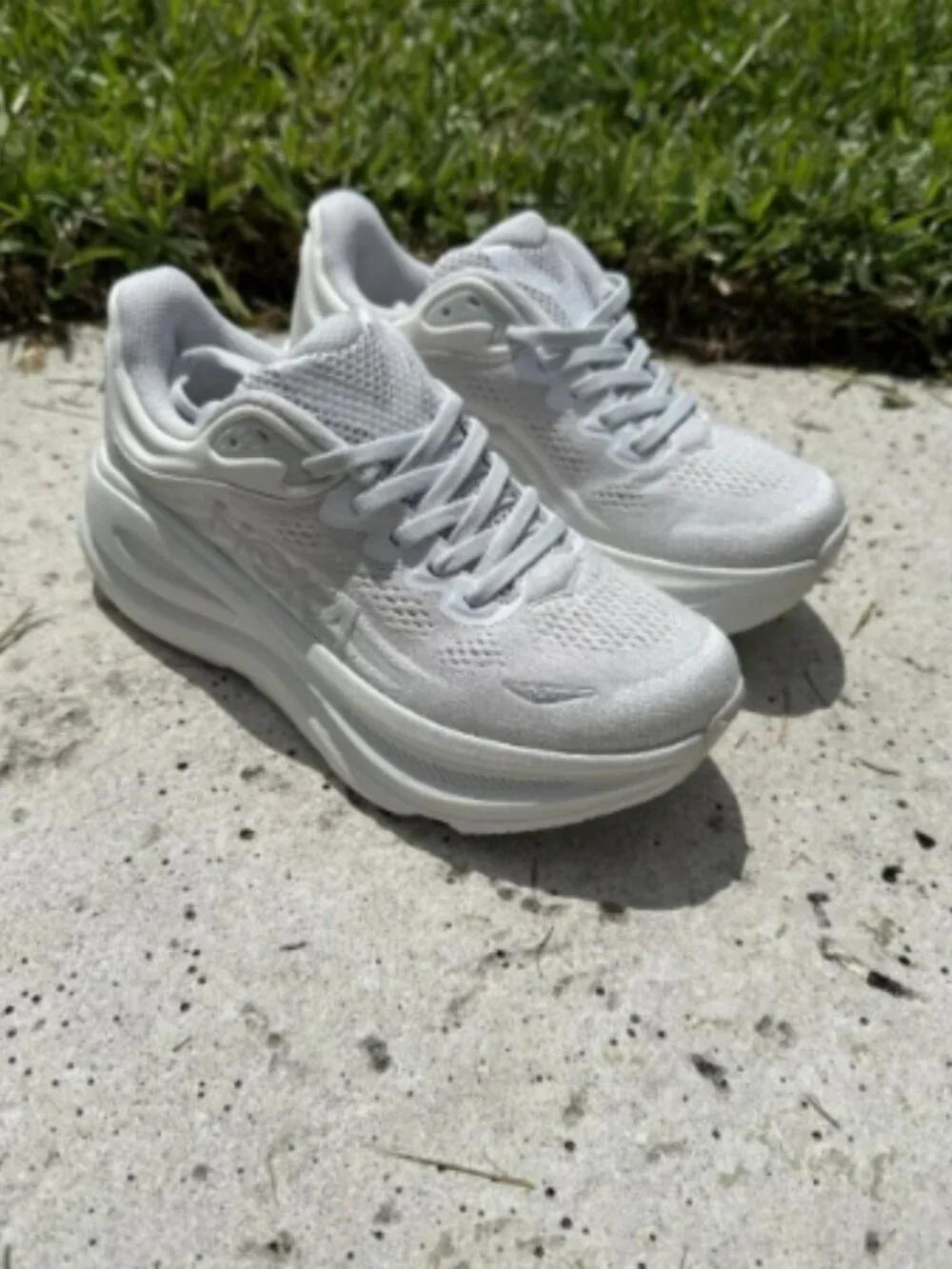 One Bondi 9 Women’s Running Shoe
